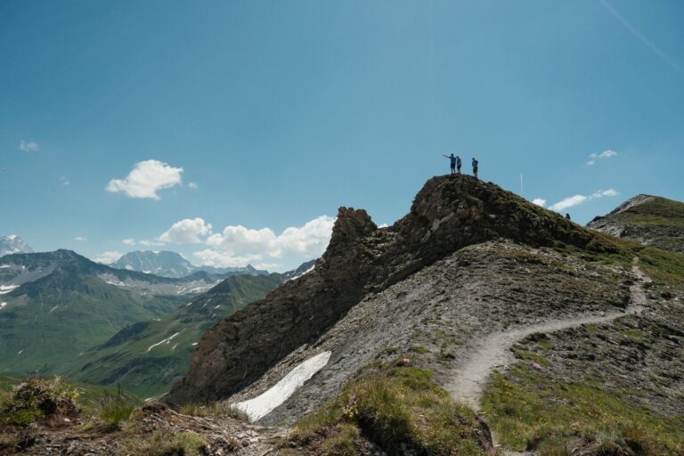 36 Chemin du Vignoble Etappe 4 Venthône - Leux – Burgen & Ruinen bei Tourbillon, Kanton Wallis
