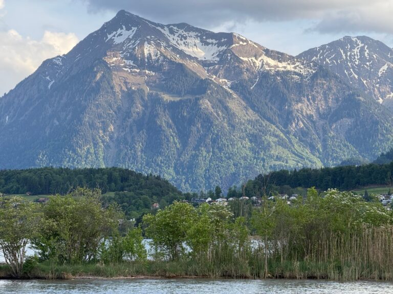 4 Via Jacobi Etappe 10 Interlaken - Spiez – Seen-Umrundung bei Thunersee, Kanton Bern
